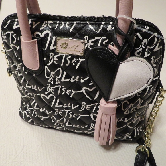 Betsey Johnson Borsa A Tracolla Cherry On Top Donna – 28x21x7,6 Cm, Dettaglio Cuore E Ciliegie